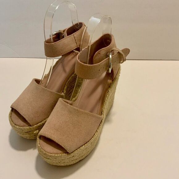 Marc Fisher Blush Pink Suede Ankle Strap Espadrille Wedge Sandals Buckle Sz 6 - Picture 4 of 11